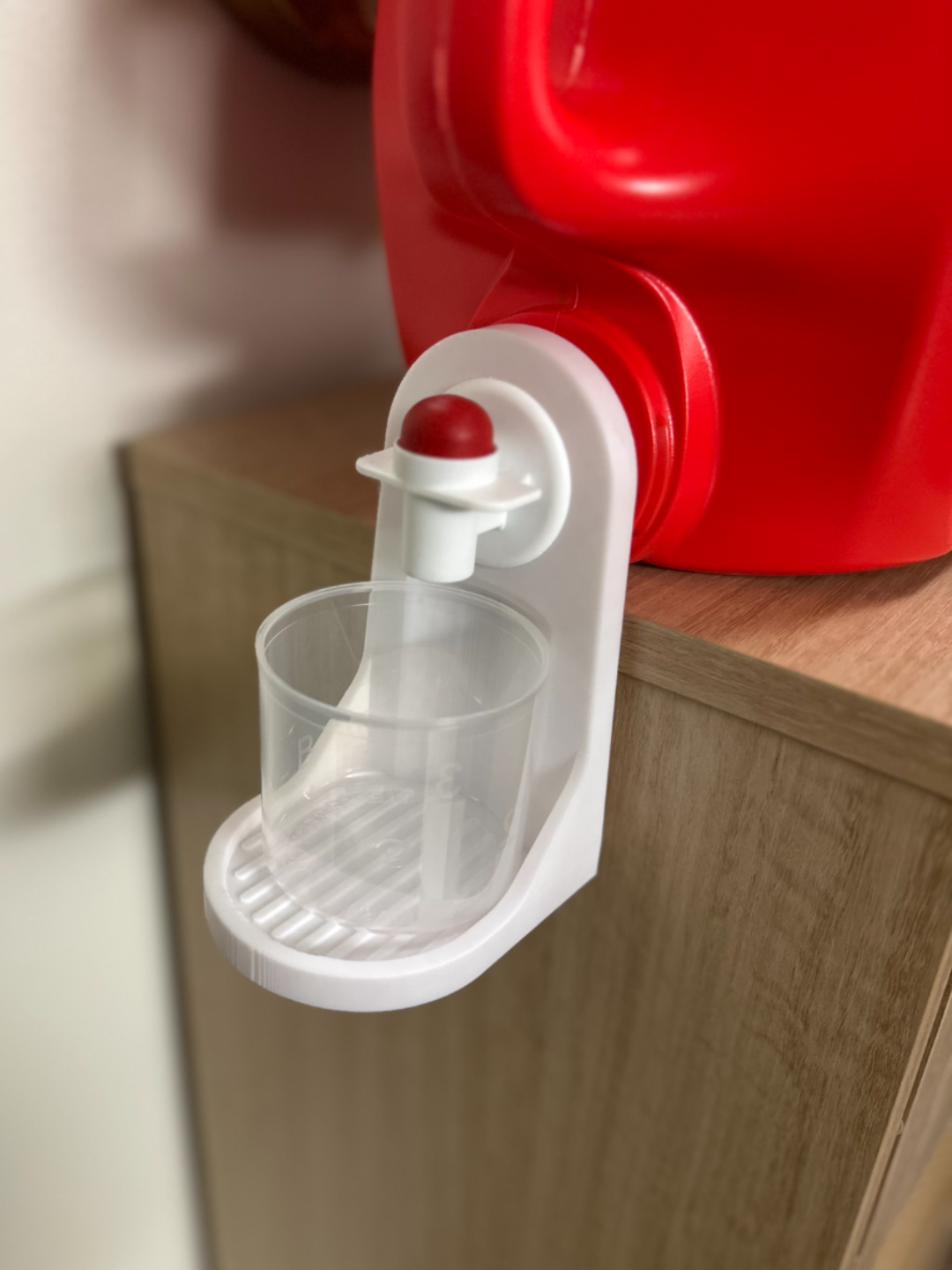Laundry Detergent Cup Holder Drip Catch Tray Laundry Room Organizer Accessory