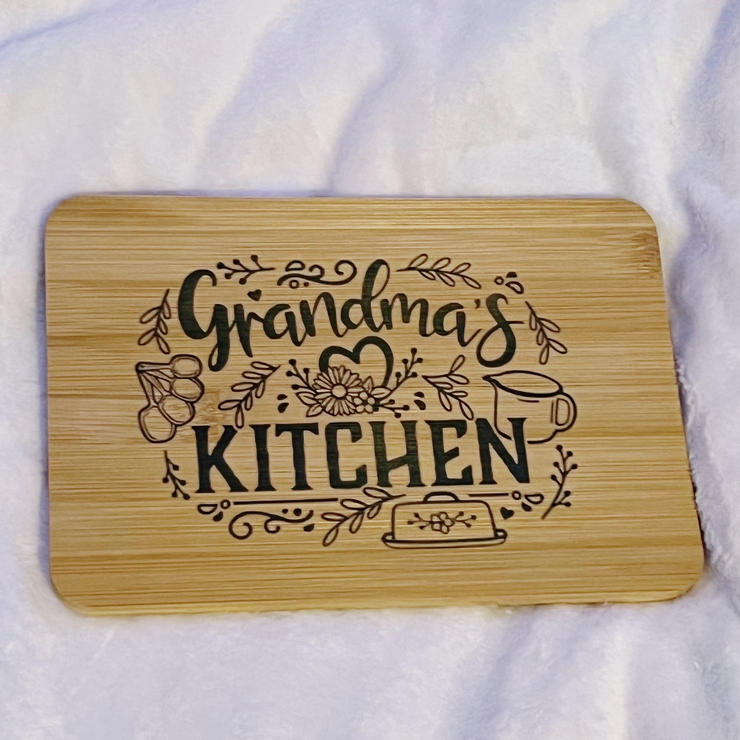 Grandma's Kitchen Bamboo Cutting Board