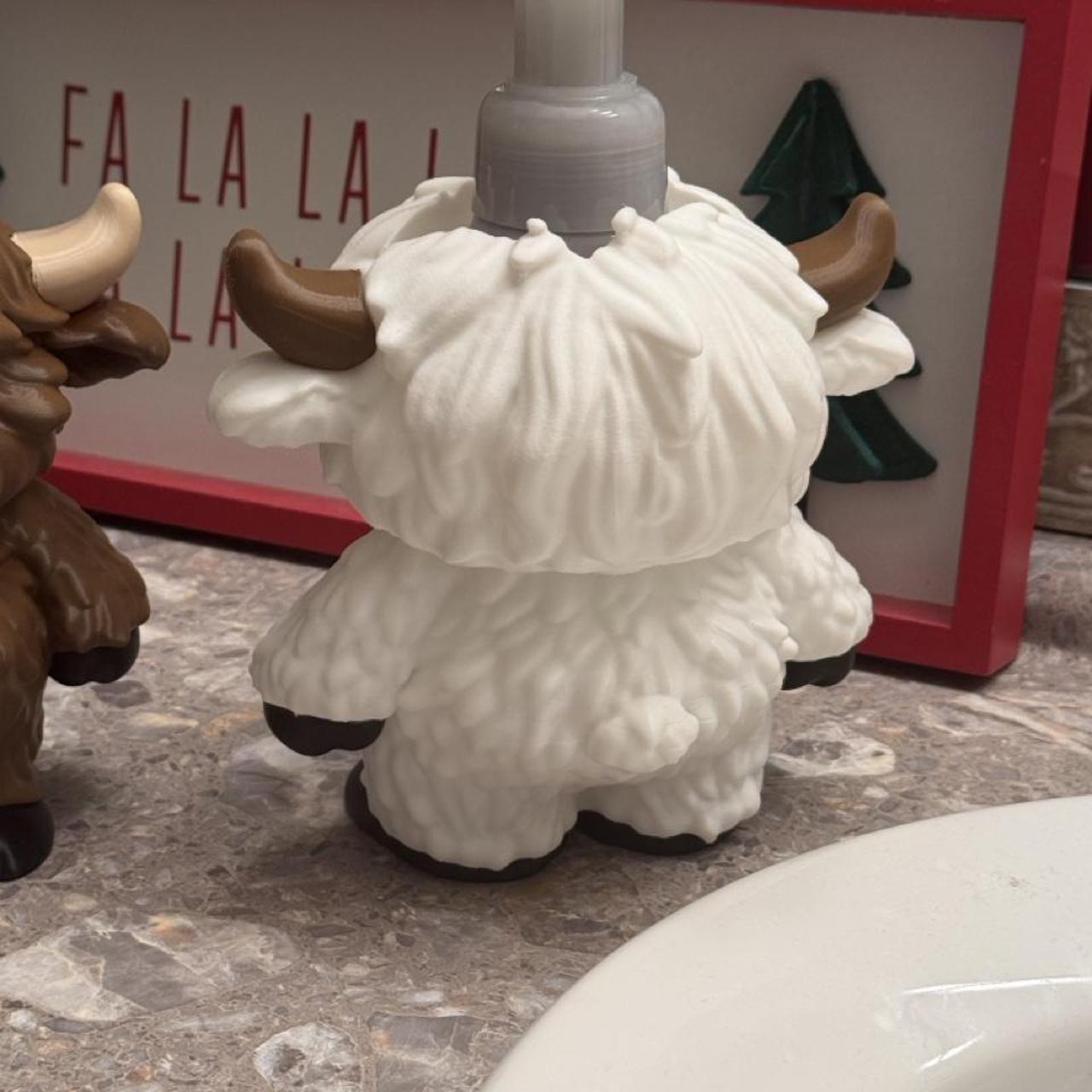 Highland Cow Bath & Body Works Foaming Soap Holder | 3D Printed Bathroom Decor